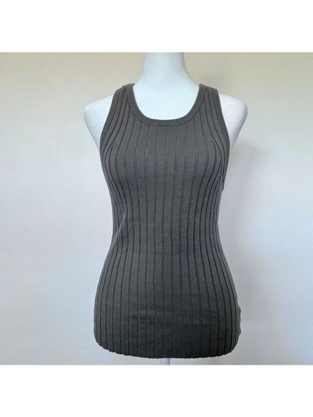 Boho Women Sz L Chunky Ribbed Racerback Tank Top Olive Green Coastal Minimalist - Picture 2 of 11